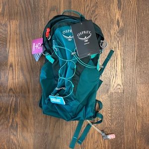 NWT Osprey Skimmer 16L Hydration Hiking Backpack Jade Green brand new!!!